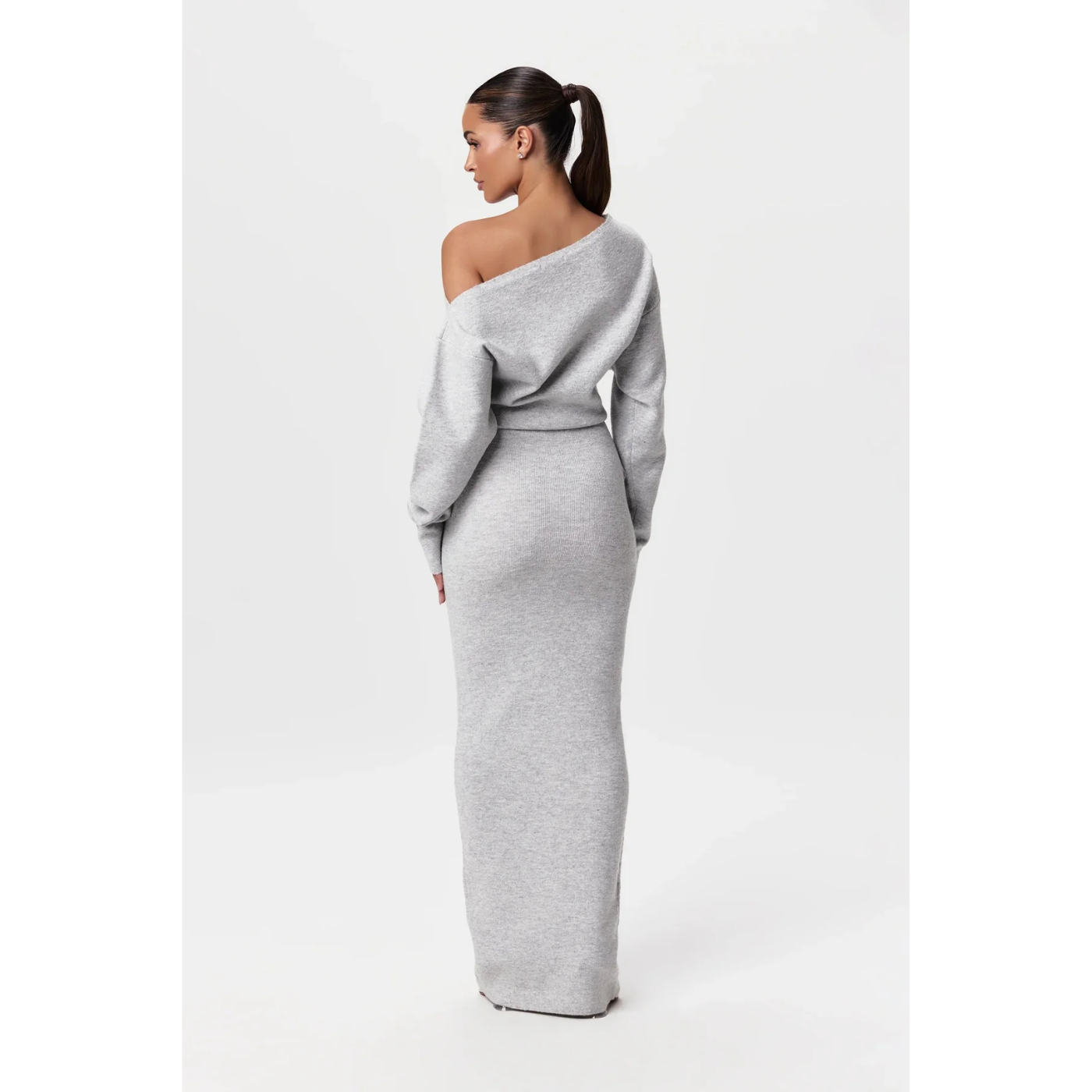 Claudia | Sukienka Swetrowa Maxi – Elegancja i Komfort w Jednym