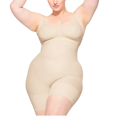 Wysokie szorty modelujące